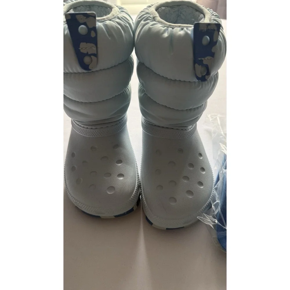 Crocs Lil Girl Snow Boots GUC no Orig. Insoles Comes With New Ones .LT Blue Sz11
